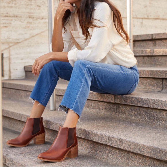 Nisolo Heeled Chelsea Boots in Brandy Leather - Picture 13 of 13